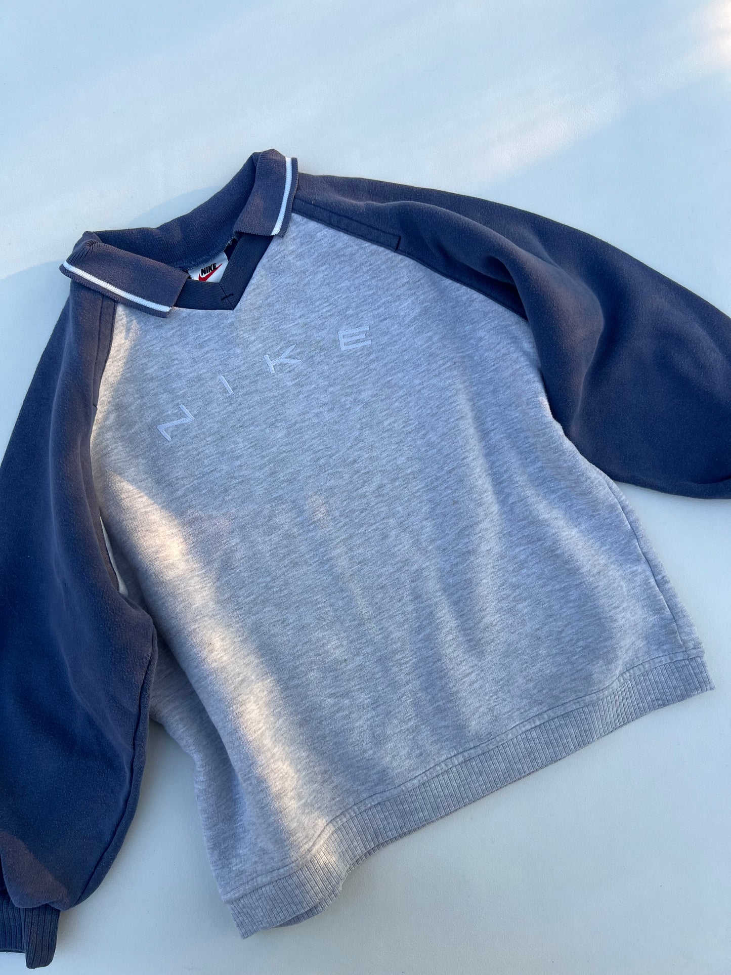 Nike Sweater 8-10Y