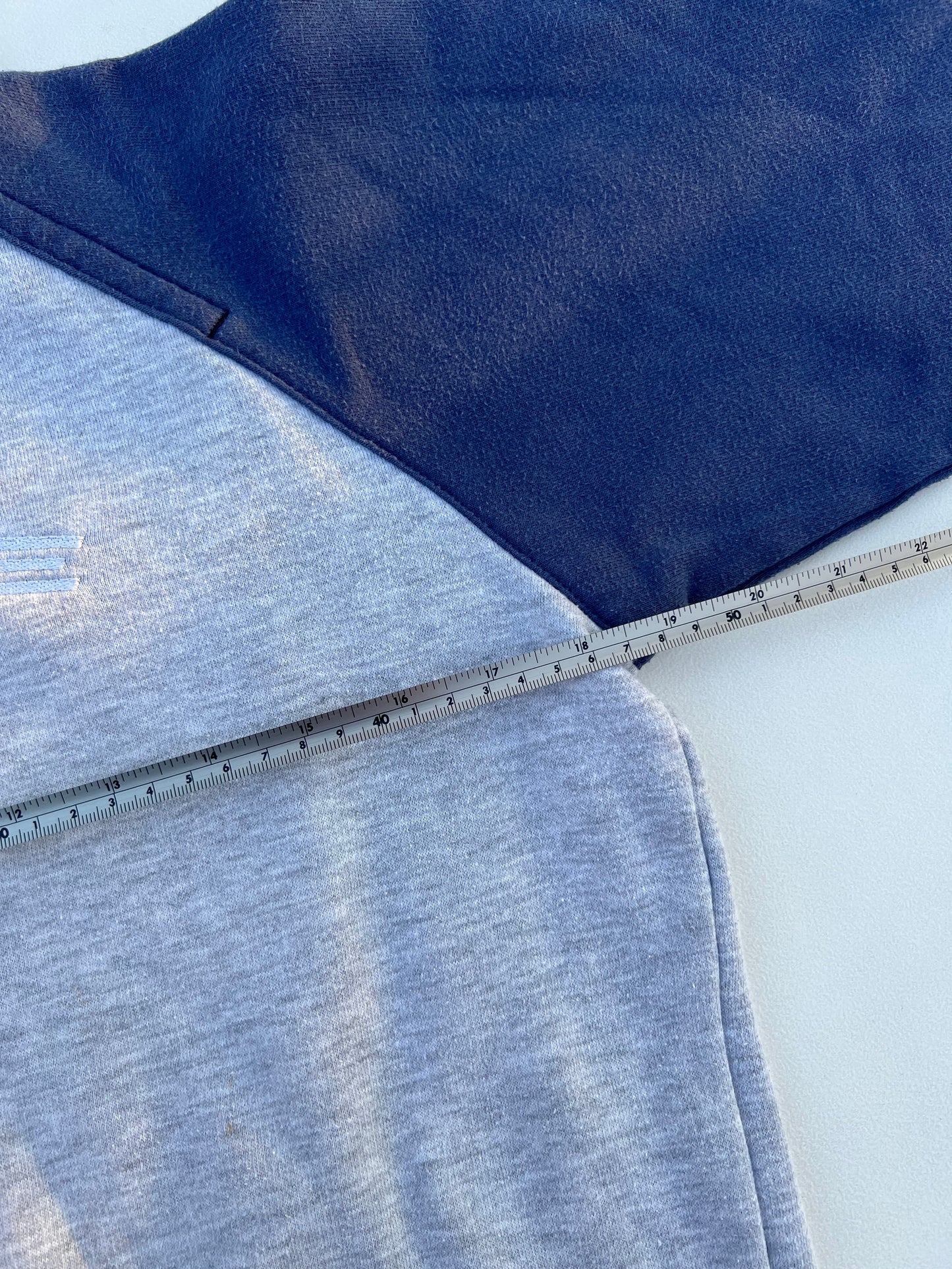 Nike Sweater 8-10Y