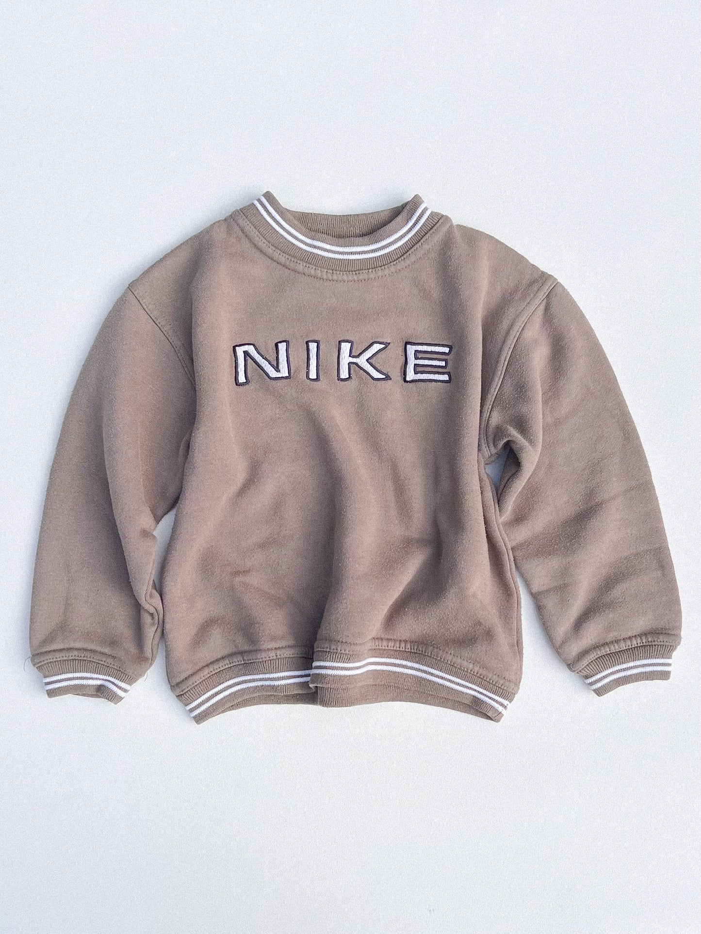 Nike Sweater 6Y
