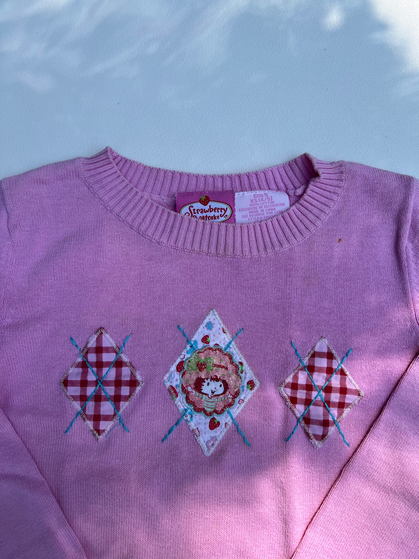 2005 Strawberry shortcake Sweater 4-5Y