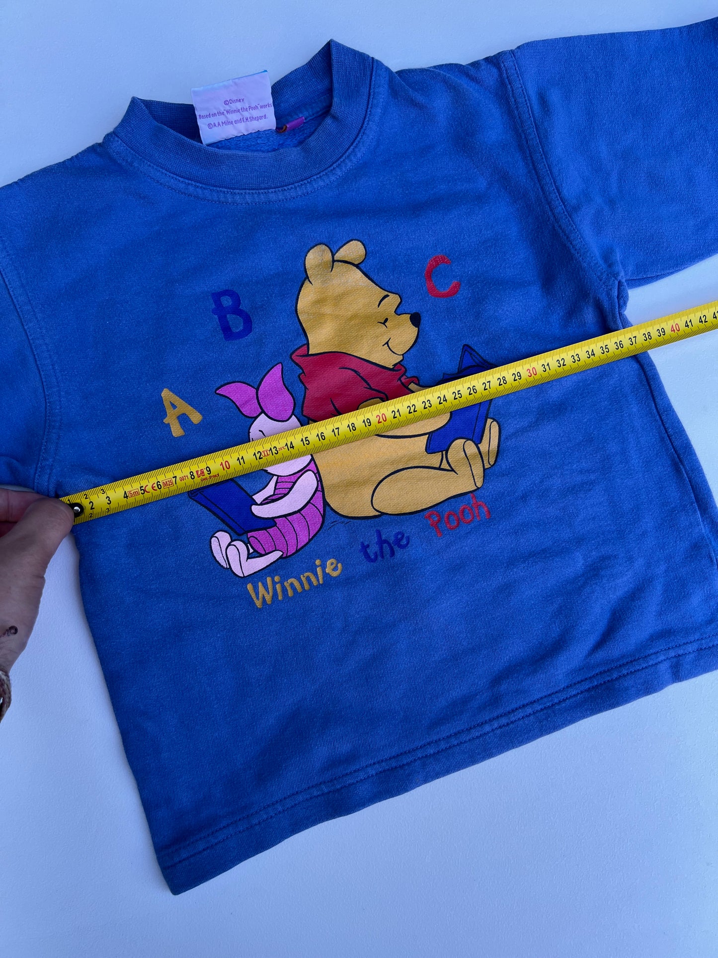 Winnie the Pooh Sweater 4Y